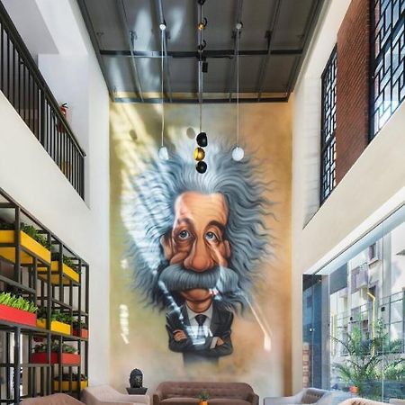 Couch & Cheese Homestel The Most Luxurious Hostel For Working Professionals & Students Púna Exteriér fotografie