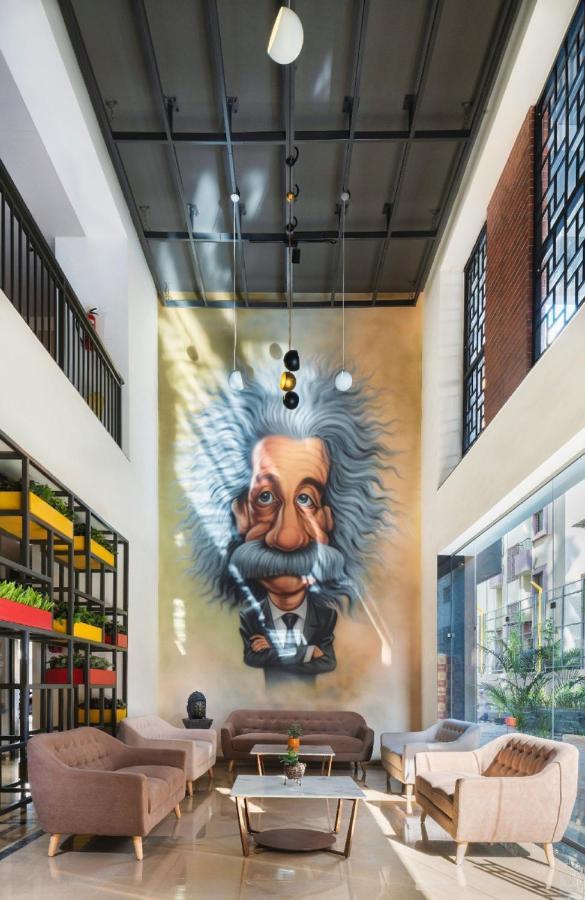 Couch & Cheese Homestel The Most Luxurious Hostel For Working Professionals & Students Púna Exteriér fotografie